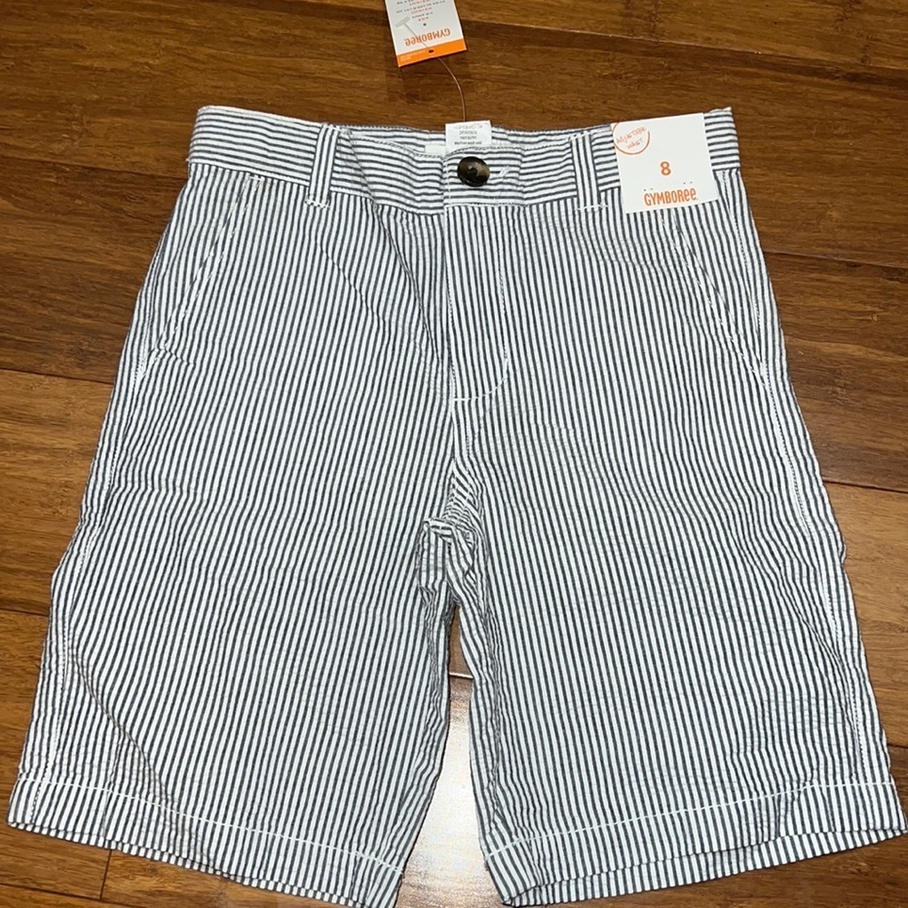 Gymboree boys grey and white seersucker flat front shorts size 8 NWT